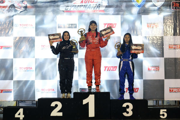 Pasukan Toyota Raih Penuhi Podium di Kejurnas Gymkhana Bandung  