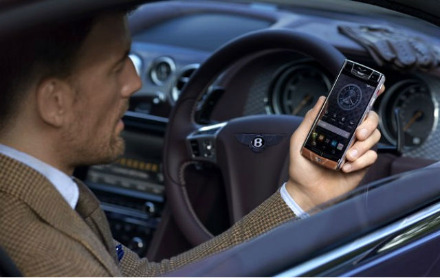 “Vertu for Bentley”: Smartphone Premium US$ 16.000  