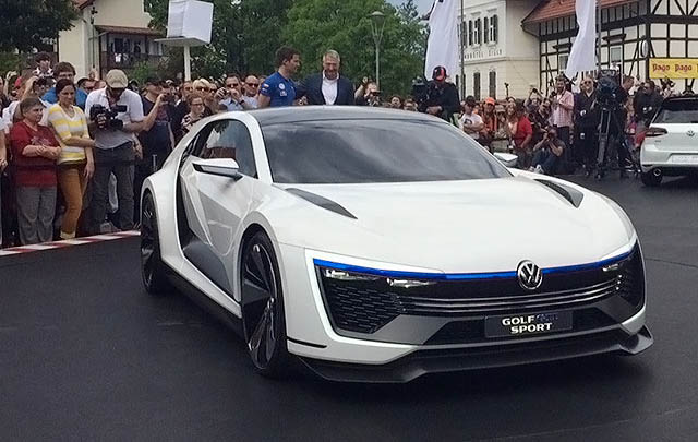 Volkswagen Golf GTE Sport Concept Debut di Wörthersee  
