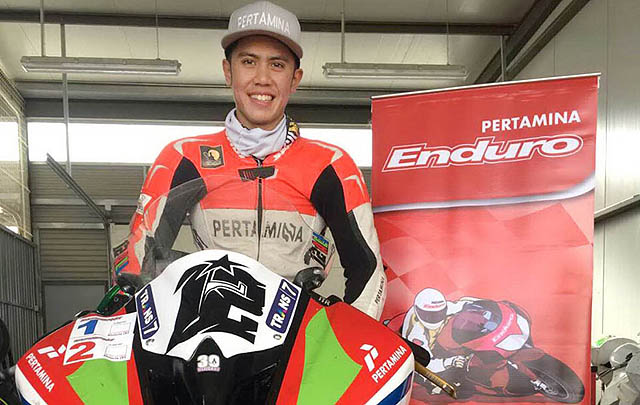 Pebalap Muda Ali Adrian Ramaikan World Supersport 300 Championship  