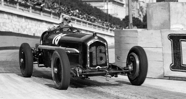 10 Buku Otomotif yang “Penting” untuk Kado Natal (Part 1)