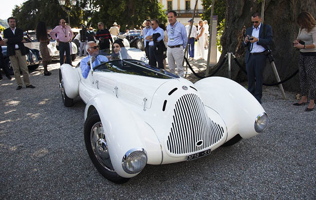 Alfa Romeo 6C Unik Raih Piala Emas di Villa d'Este 2014  