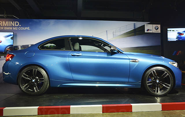 All New BMW M2 Coupe Resmi Mengaspal Di Indonesia - OTOBLITZ.NET ...