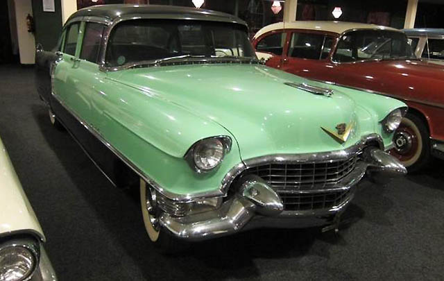 Puluhan Mobil 'American Classic' Segera Dilelang  