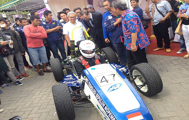 Mogu Mogu AMF 2015 Seri II Dibuka Walikota Tri Rismaharini