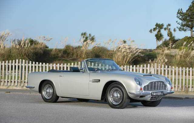 Aston Martin DBS Eks Roger Moore Laku Rp 10,3 Miliar  