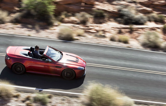 V12 Vantage S Roadster: Convertible Tercepat Versi Aston Martin  