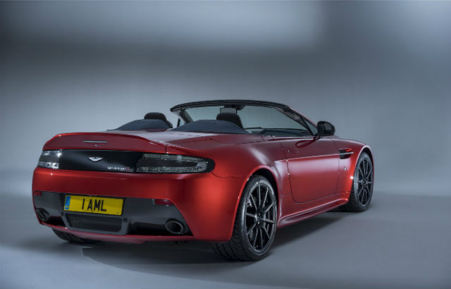 V12 Vantage S Roadster: Convertible Tercepat Versi Aston Martin  