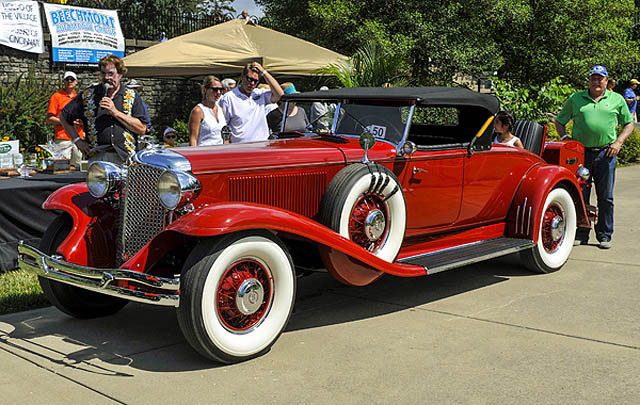 Auburn & Chrysler Raih 'Best of Show' di Ault Park Concours  