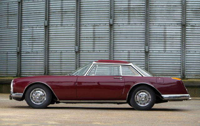 Facel Vega: “Raksasa Tampan” yang Terlupakan  