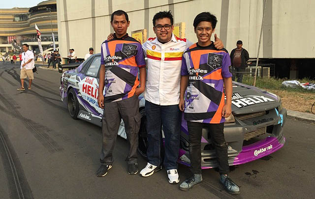 Aksi Drifting Akbar Rais Pukau Pengunjung Bimmerfest 2015  