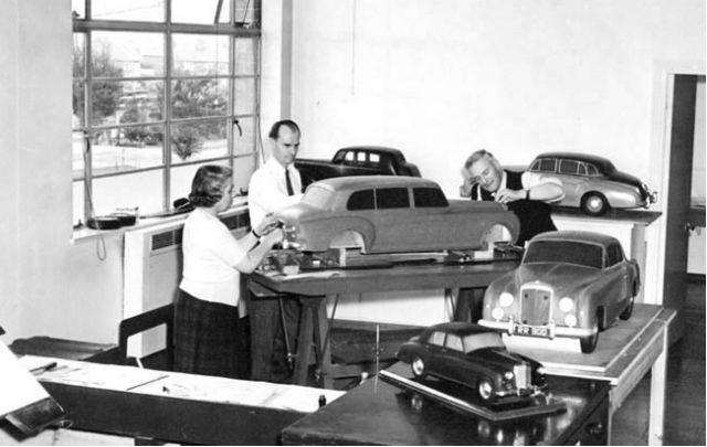 Burma: Proyek Bentley untuk Antisipasi Tren 1960-an  