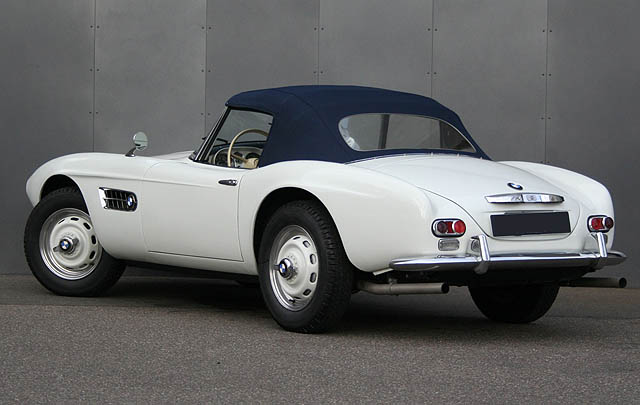 BMW Rayakan 60 Tahun 507 di Munich (Video)