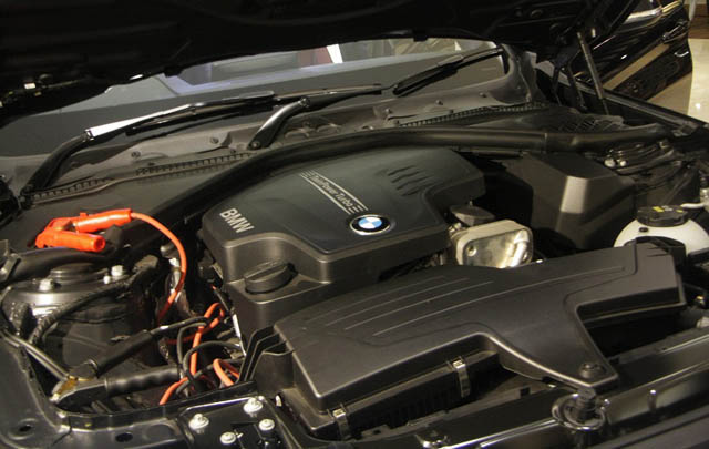 BMW Hadirkan Dua Varian 428i Terbaru  