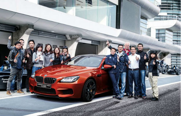 Rayakan Tahun Kuda, BMW Luncurkan “Horse Edition”  