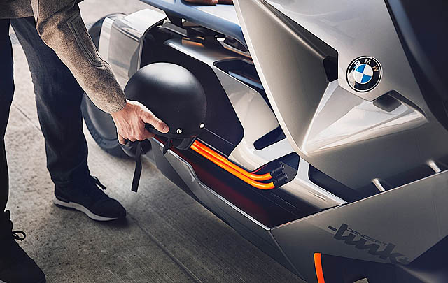 BMW Motorrad Perkenalkan Skuter Masa Depan Concept Link  