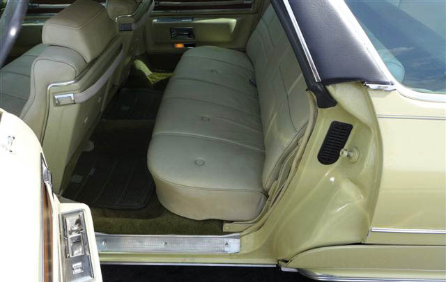 Cadillac DeVille Station Wagon Eks Elvis Presley Dijual  