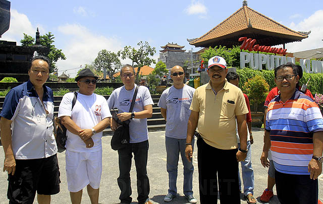 Hari Keenam 'Charity Miniland Touring', Gelar Baksos di Bali  