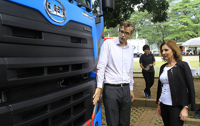 UD Trucks Gelar 'Check and Drive' UD Quester
