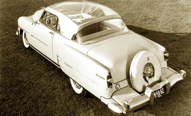 Tiga Dekade Mobil Konsep Chrysler Hadir di Amelia Island  