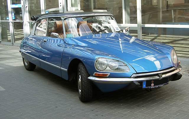 60 Tahun Citroen DS, Desain Ikonik dari Prancis  