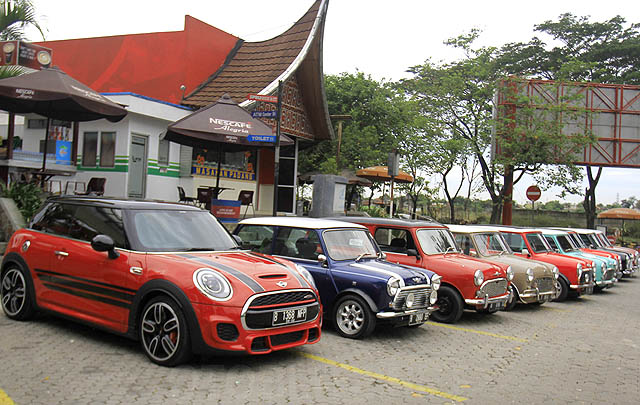 Coopret Registry Gelar 'Charity Miniland Touring' ke Bali  
