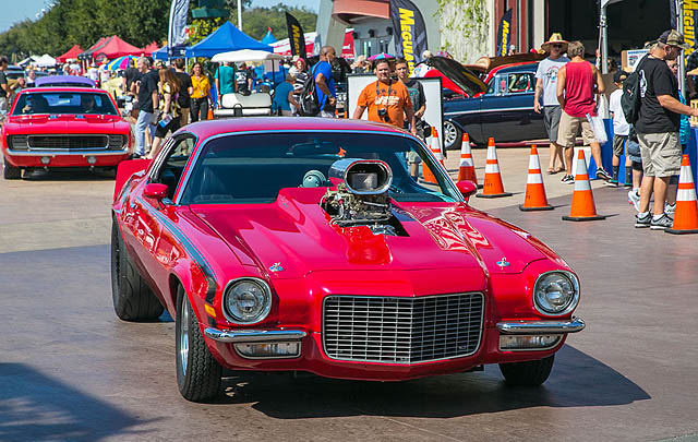 Berkendara Sambil Beramal di Cruisin' For A Cure 2015  