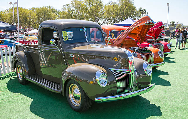 Berkendara Sambil Beramal di Cruisin' For A Cure 2015  