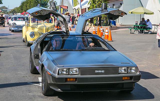 Berkendara Sambil Beramal di Cruisin' For A Cure 2015  