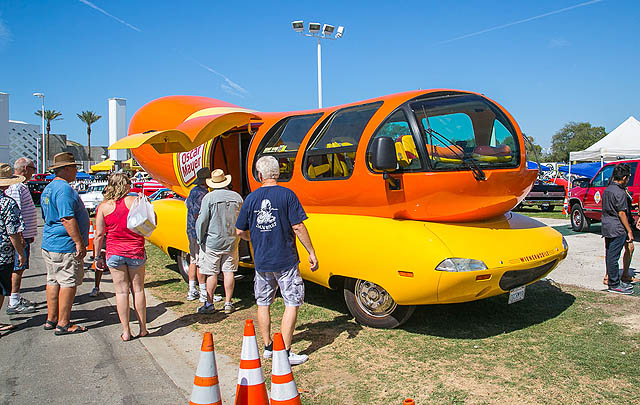 Berkendara Sambil Beramal di Cruisin' For A Cure 2015  