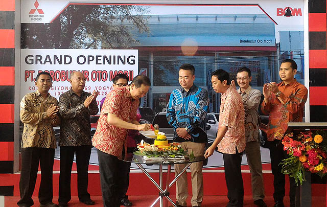 Mitsubishi Resmikan Dealer Kendaraan Penumpang ke-91 di Yogyakarta