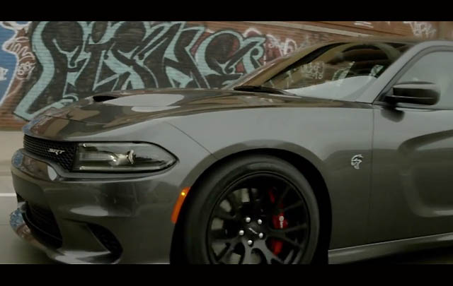 Dodge Charger SRT Hellcat Tampil di Video Klip Eminem  