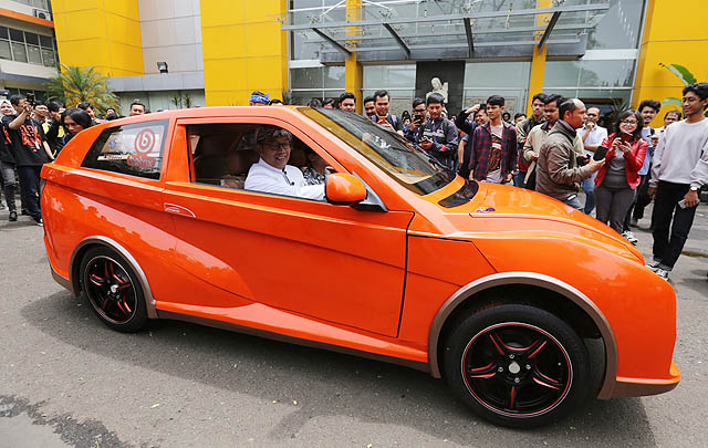 Ini Dia Evhero, Mobil Listrik Buatan Bandung  