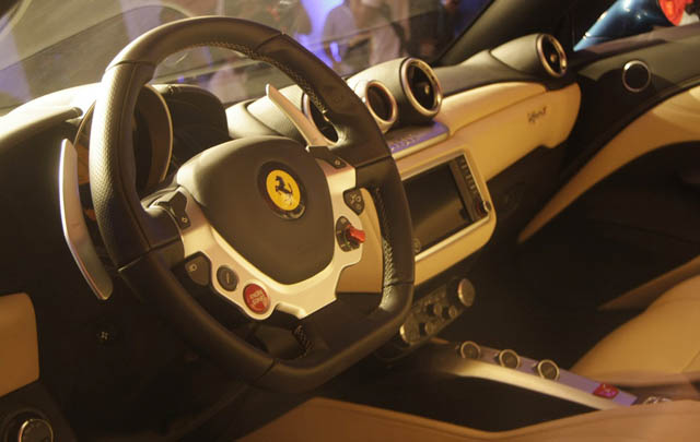 Ferrari California T Resmi Meluncur di Indonesia  