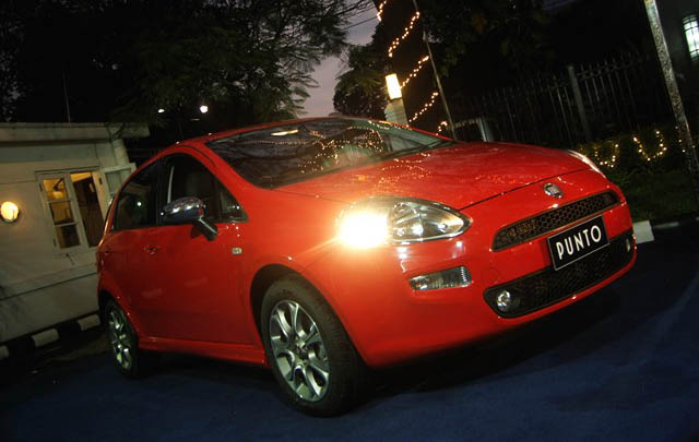 Fiat Punto Resmi Mengaspal di Indonesia  