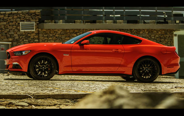 500 Ford Mustang 2015 Habis Terjual Dalam 30 Detik!  