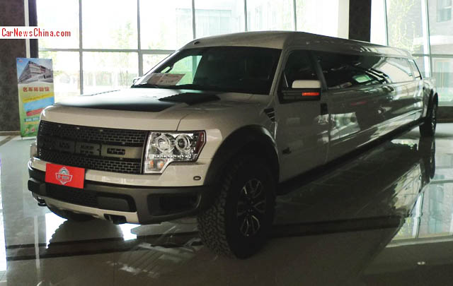 Ini Dia Ford Raptor Terpanjang di Dunia  