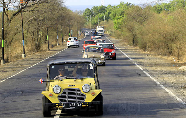 Highlights Perjalanan 'Charity Miniland Touring' Indonesia Coopret Registry  