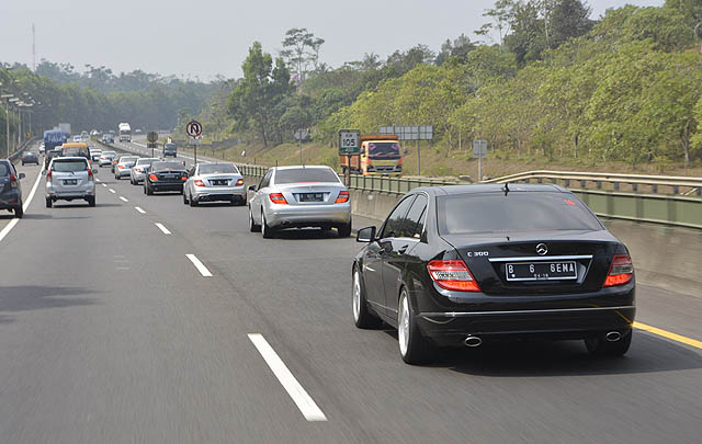 Highlights Short Touring MB W204 CI Jakarta ke Bandung  