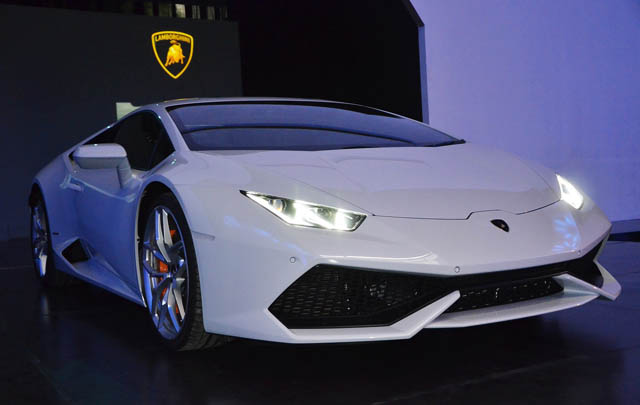 Dirilis, Lamborghini Huracan Dibanderol 8,8 Miliar  