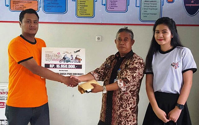 Indonesia Diecast Expo 2015 Salurkan Donasi Hasil Lelang