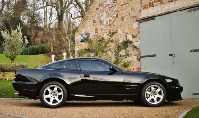 Aston Martin Lawas Elton John Lebih Mahal dari DB11 V8 Terbaru  