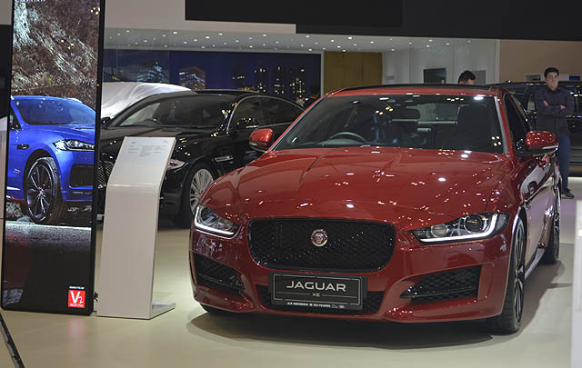 Grandauto Dinamika Perkenalkan Jaguar XF Terbaru di GIIAS 2016  