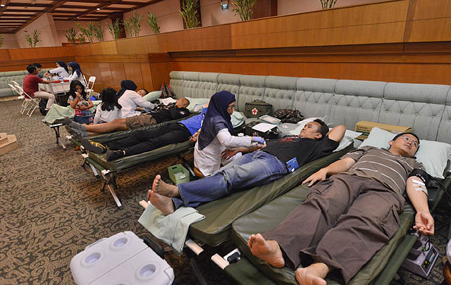 Lomba Modifikasi Mobil dan Aksi Sosial Semarakkan JAS 2015