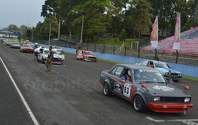 Kelas Retro di ISSOM 2016, 'Pelepas Dahaga' Pehobi Mobil Lawas  