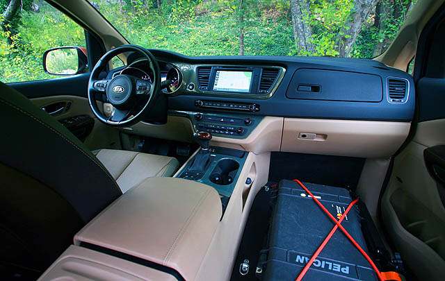 Kia Photo Safari Sedona Tampil Ikonik di SEMA Show