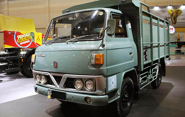 Menuju Satu Juta Unit, Mitsubishi Cari Colt Diesel Paling Unik  