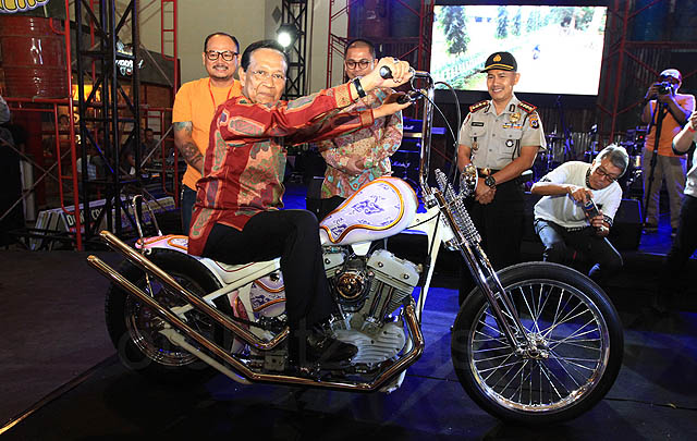 Apresiasi Kreativitas Lokal, Sri Sultan HB X Buka Kustomfest 2016  