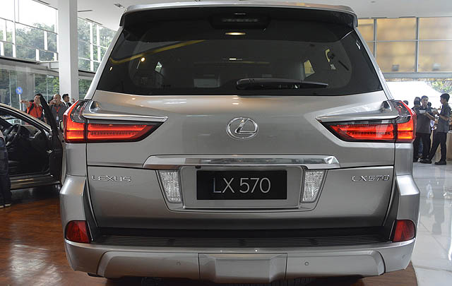 All New Lexus LX 570 Resmi Mengaspal di Indonesia  