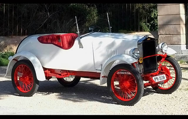 Loryc Electric Speedster, Tampilan 'Vintage' Rasa Modern